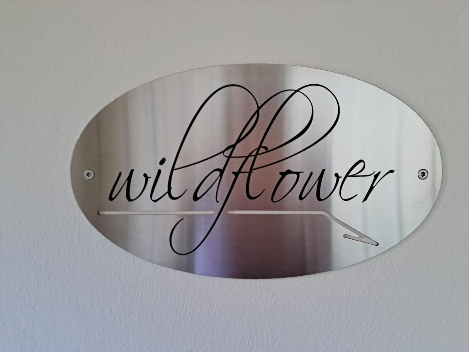 Apartment Wildflower In Privatvilla Im Herzen Merans Ngoại thất bức ảnh